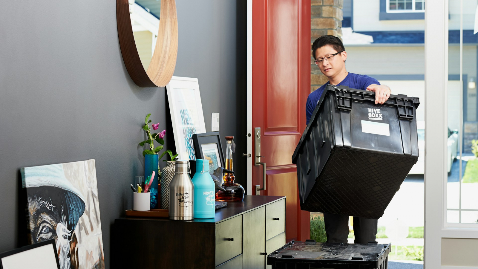 hiveboxx-mYxzG5NwDNs-unsplash